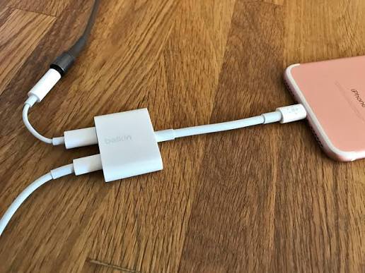 Belkin 3.5mm Audio + Charge RockStar – Lightning Adapter for iPhone